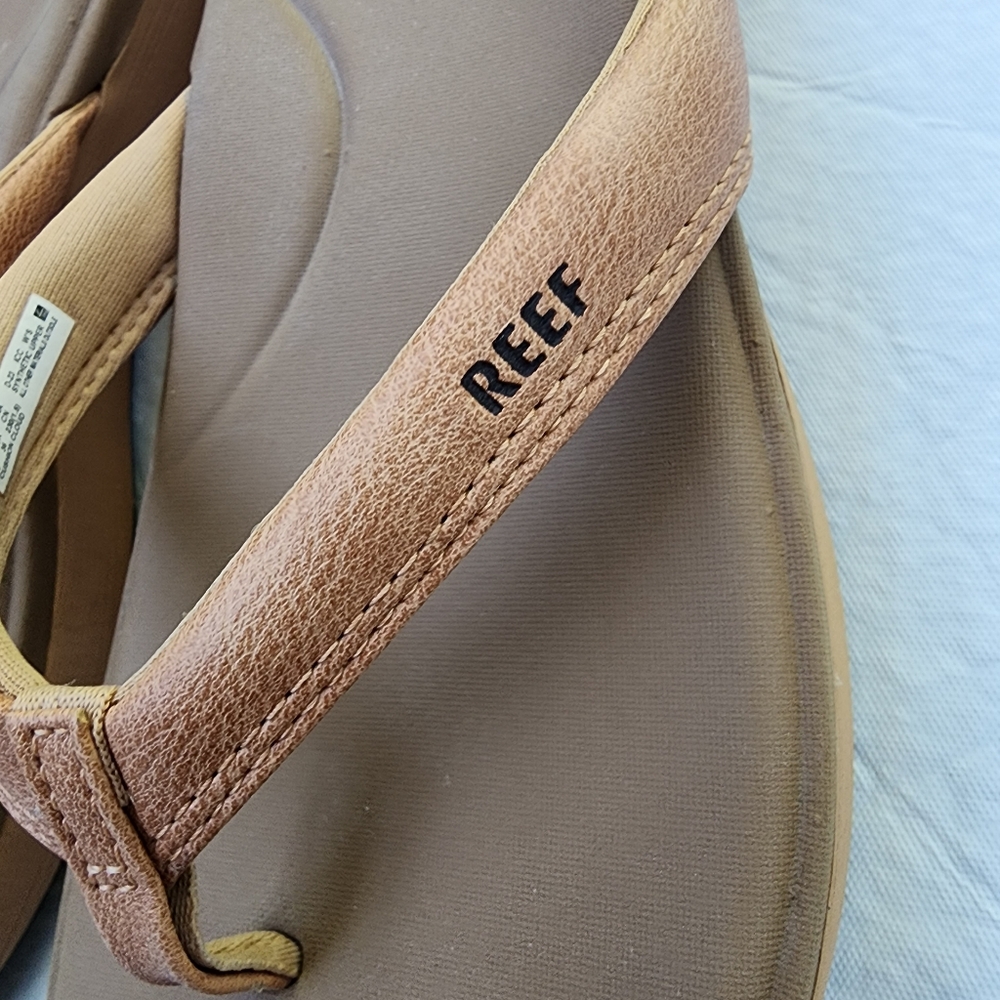 Reef Cushion Cloud Flip Flop/Sandals for Women Size 6 - Picture 7 of 9